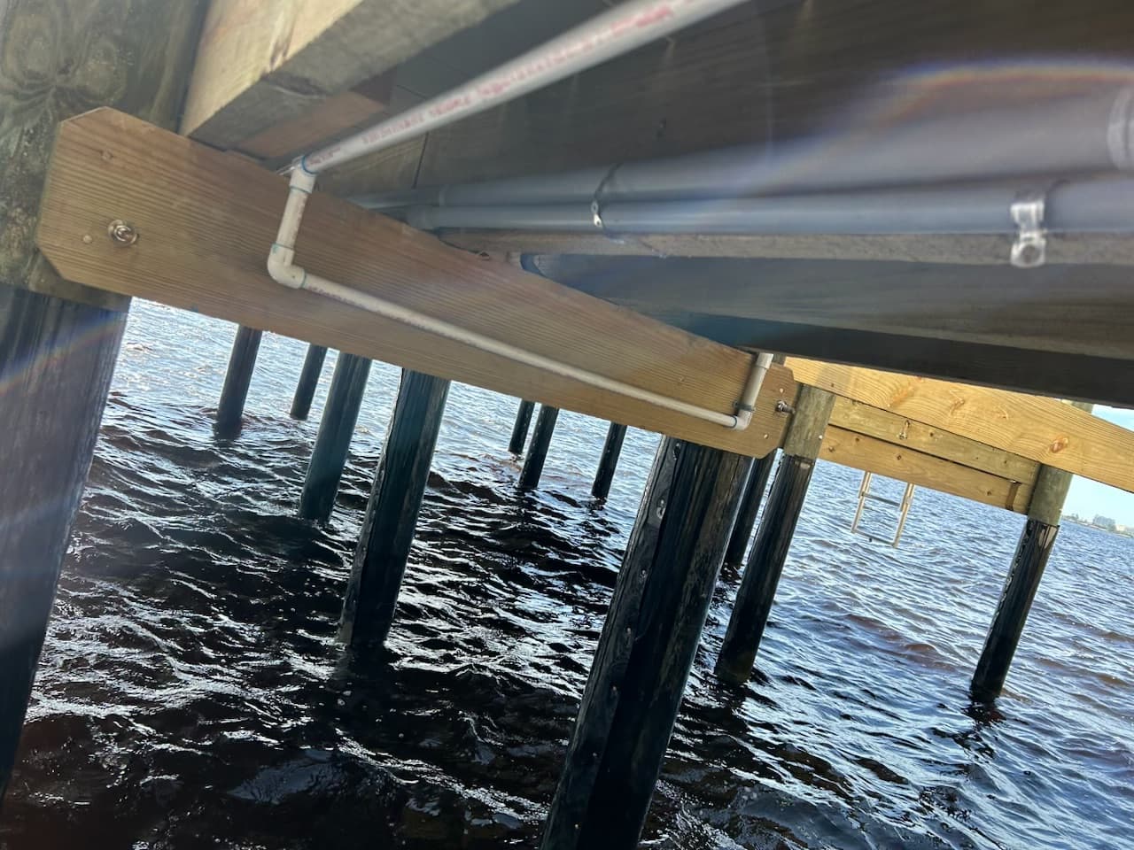 Under-dock water line run